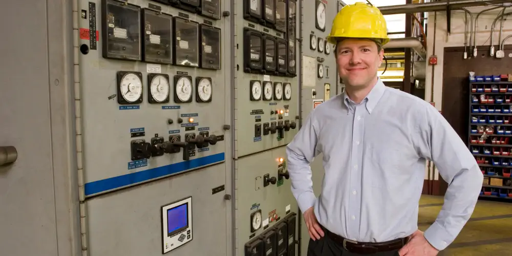 Does a Plastic Consumer Unit Fail an EICR