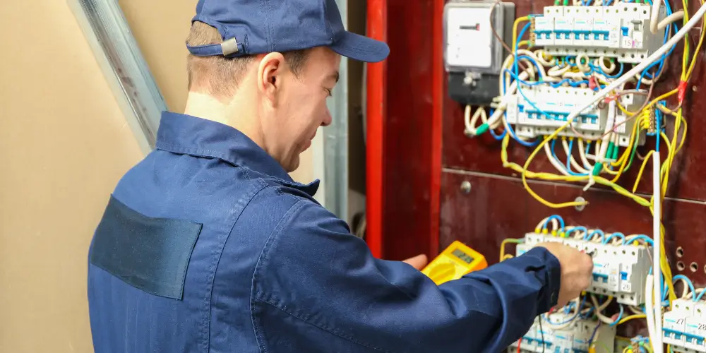 How to Wire a Garage Consumer Unit​