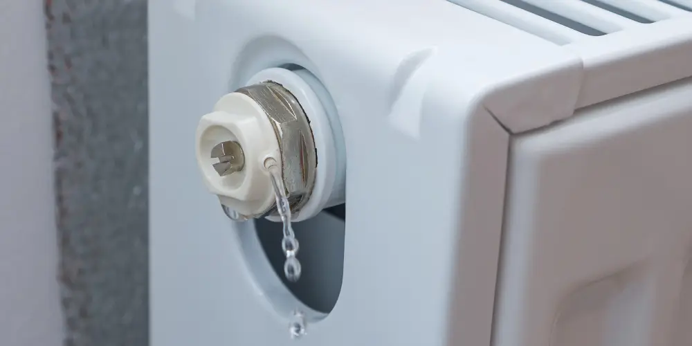 Quick Diagnosis: Why a Radiator’s Top Is Hot but Bottom Cold / Radiator Hot at Top and Cold at Bottom
