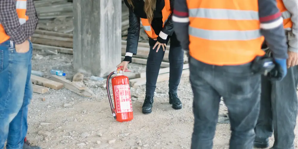 How to Use the Right-Colour Extinguisher Safely: Select  / Fire Extinguishers Are Coded by the Following Colours